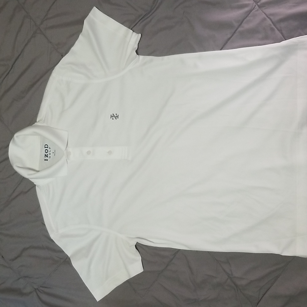 Mens Izod golf short sleeved three button shirt